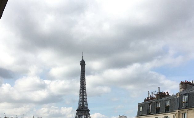 Photo de Hôtel La Comtesse Tour Eiffel