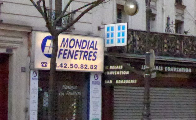 Photo de Fenêtre PVC - Paris 15eme | Mondial fenêtres