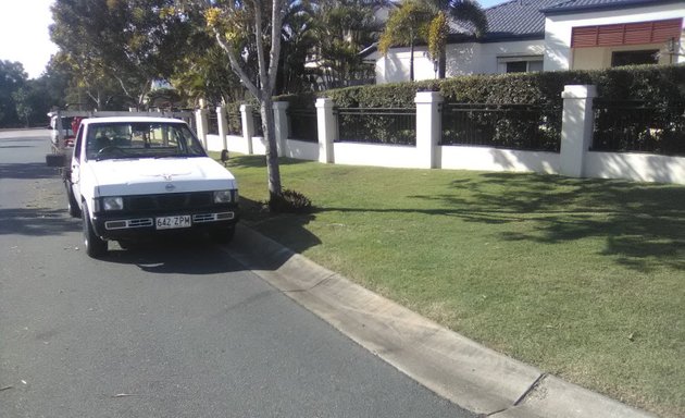 Photo of Strongman and a Ute