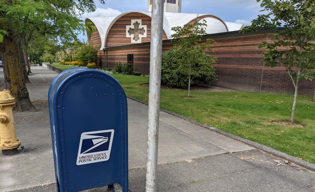 Photo of USPS Drop Box