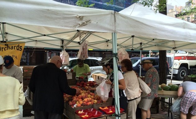 Photo of 57th Street Greenmarket