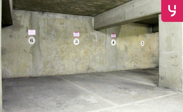 Photo de Yespark, location de parking au mois - Voltaire/Saint-Ambroise - Paris