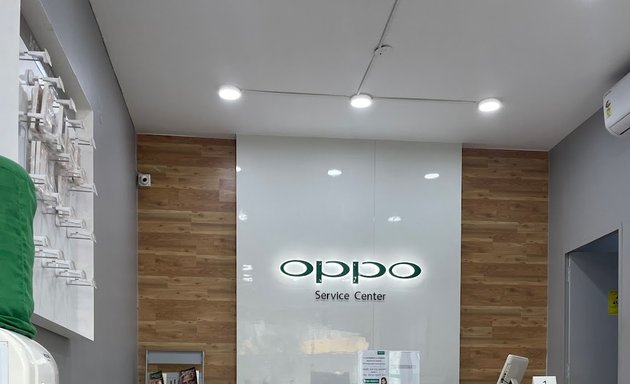 Photo of OPPO Service Center