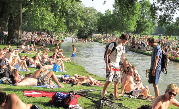 Foto von Informationspavillion Ein englischer Garten