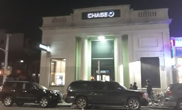 Photo of Chase Bank