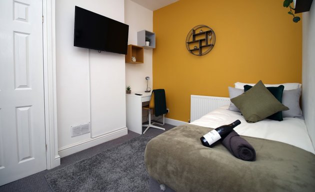 Photo of Taff Towers Serviced Accommodation and Short Lets By DYZYN Living