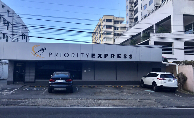 Foto de Priority Express