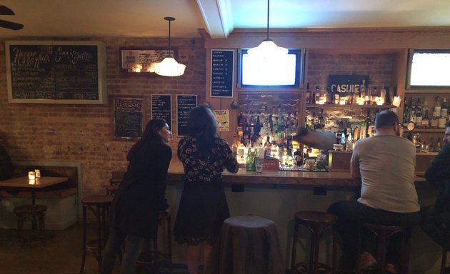 Photo of Sutton Bar Room