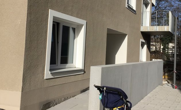 Foto von MehrGenerationenWohnhaus Ludlstraße mit Internetcafé