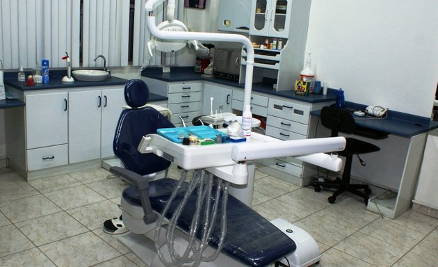 Foto de Dental Advance | Clínica dental | Kennedy