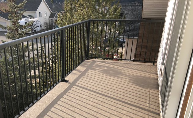 Photo of Heritage Topless Glass Railings