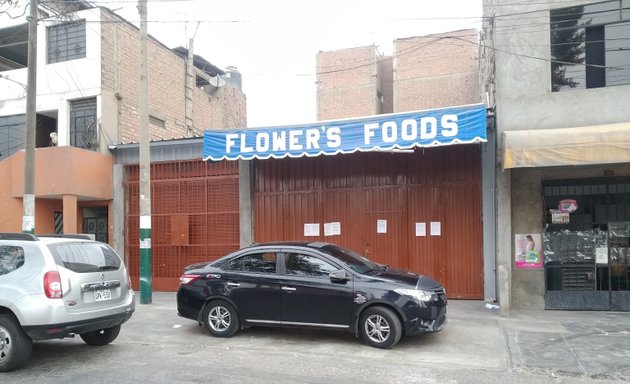 Foto de Frutos Secos,Especias y Menestras Flower’s Food
