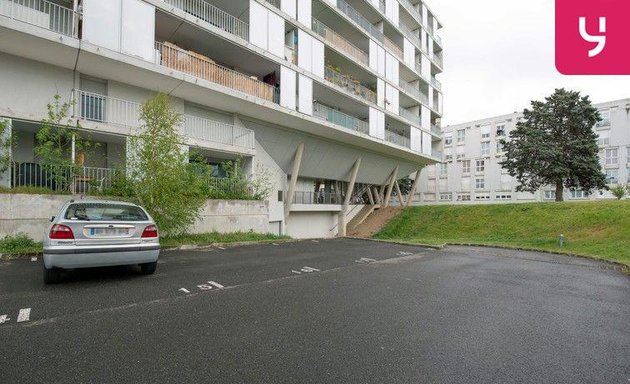 Photo de Yespark, location de parking au mois - Avenue Grande Bretagne - Toulouse