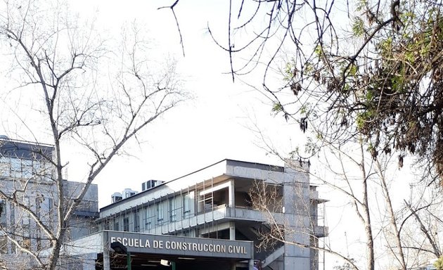 Foto de Escuela de Construcción Civil (Salas C)
