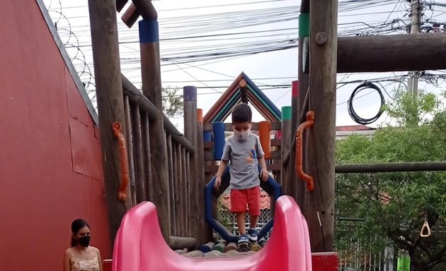 Foto de Campo de juegos para niños