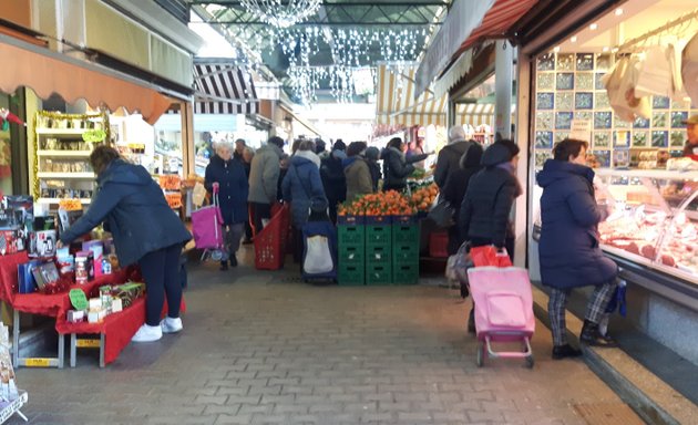 foto Mercato Rionale Cinecittà Est