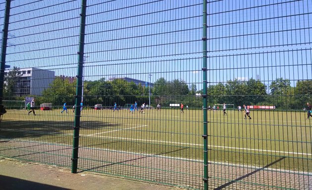 Foto von Sportplatz SV Lichtenberg 47