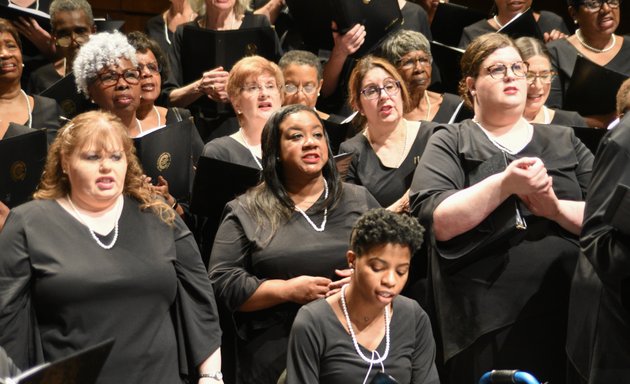 Photo of Chicago Community Chorus Nfp