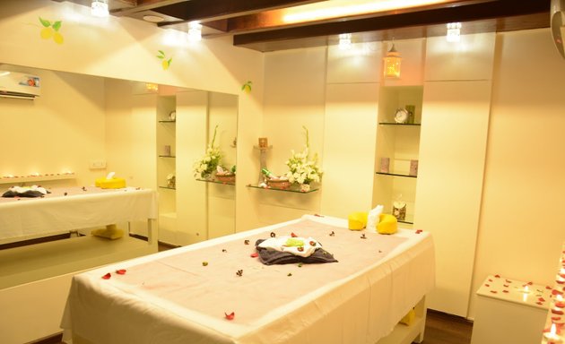 Photo of Lemonade Hair, Beauty & Spa