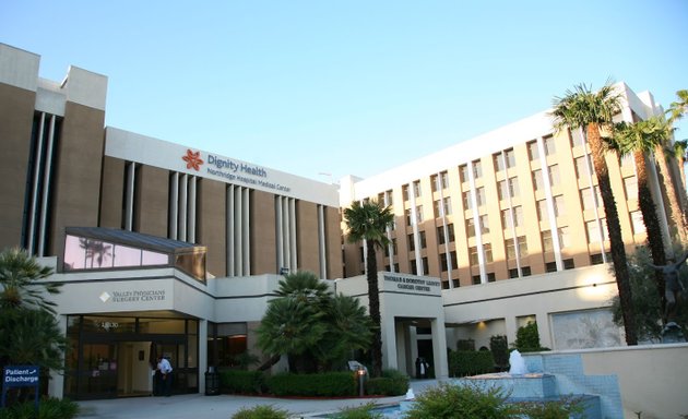 Photo of Leavey Cancer Center