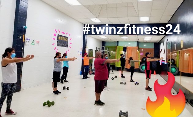 Photo of TwinzFitness24