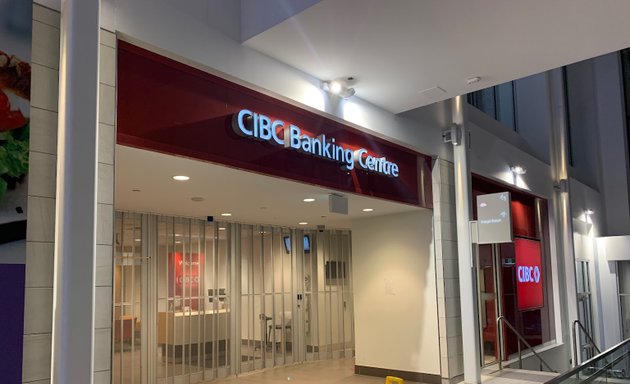 Photo of CIBC Branch with ATM