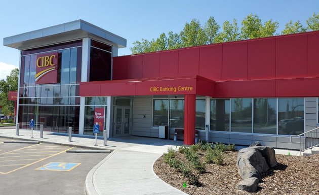 Photo of CIBC Branch with ATM