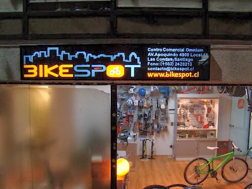 Foto de BikeSpot® Tienda de Bicicletas y Taller de Bicicletas (Omnium, Local 18)