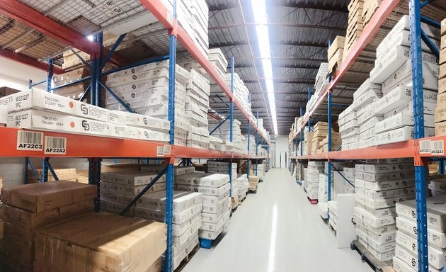 Photo of Cabinets Depot Canada Warehouse