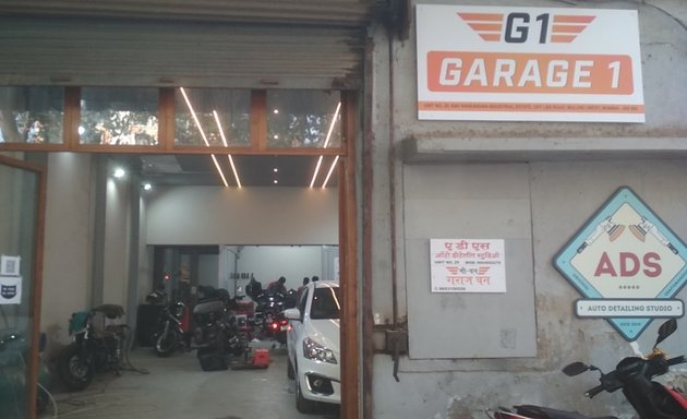 Photo of Garage1