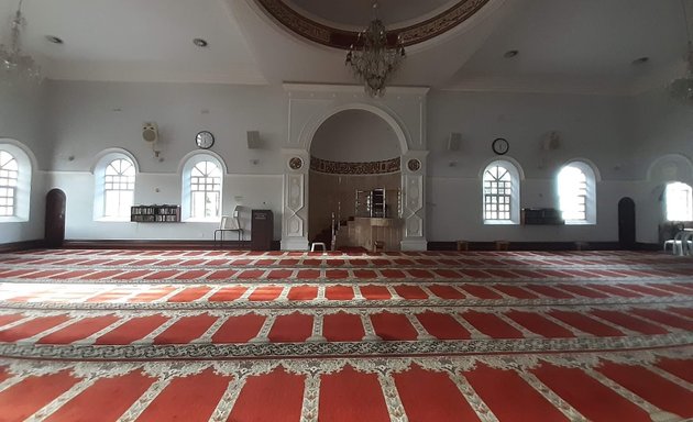 Photo of Zeenatul Islam Mosque