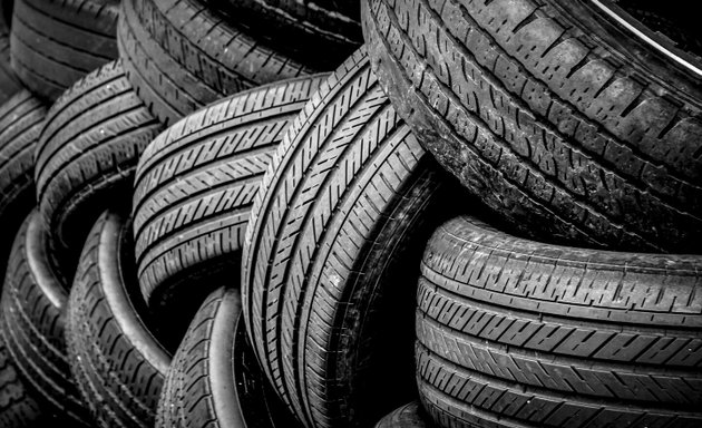 Photo of Plumstead Tyres