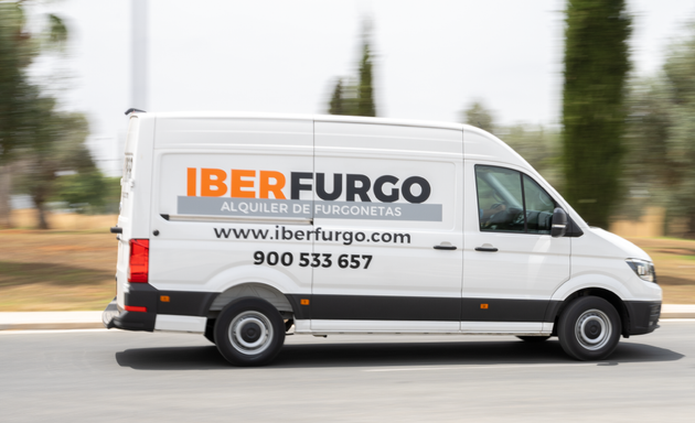 Foto de Iberfurgo Alicante - Alquiler de furgonetas