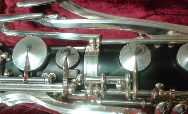 Photo of Reviol Woodwind Instruments