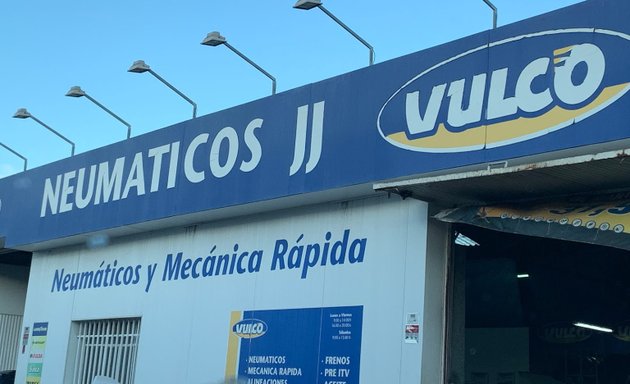 Foto de Tienda Neumáticos Malaga JJ. Vulco