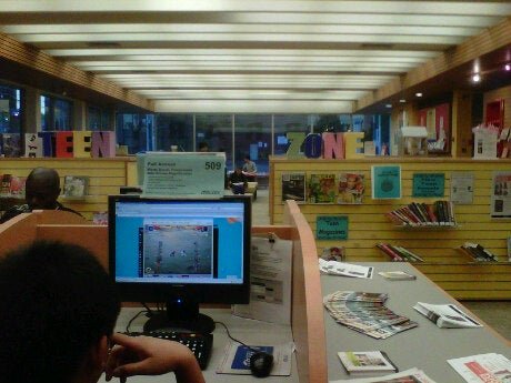 Photo of Toronto Public Library - Sanderson Branch