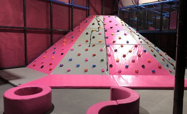 Photo of Flying Squirrel Trampoline Park