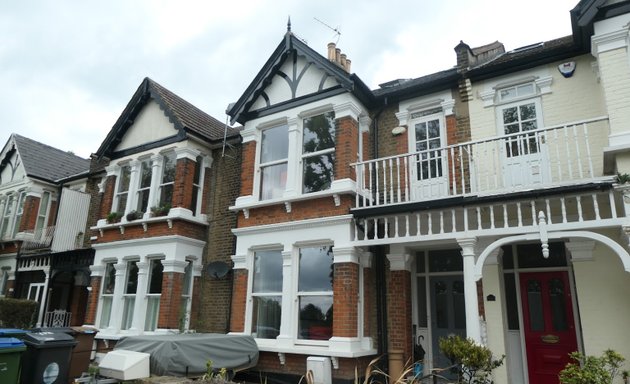 Photo of Squarepoint Chartered Surveyors North London