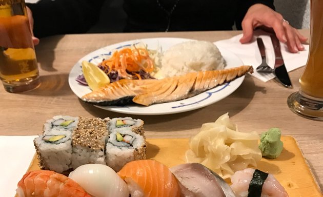 Foto von Sakura Sushi Bar