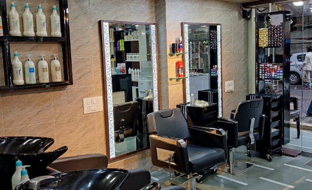 Photo of ON TREND Family Salon / Makeover Nx