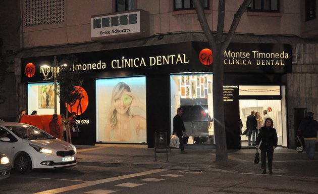 Foto de Montse Timoneda Clínica Dental