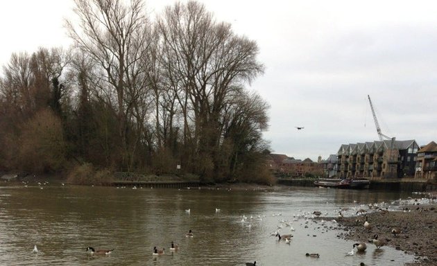 Photo of Isleworth Riverside Market