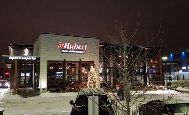 Photo of Restaurant et bar St-Hubert