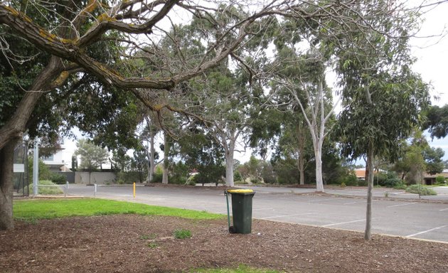 Photo of Hollister Avenue Reserve