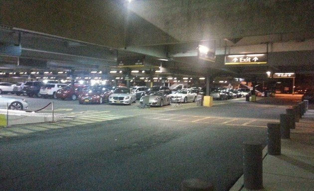 Photo of Hertz Car Rental - New York City Jfk Airport (JFK)