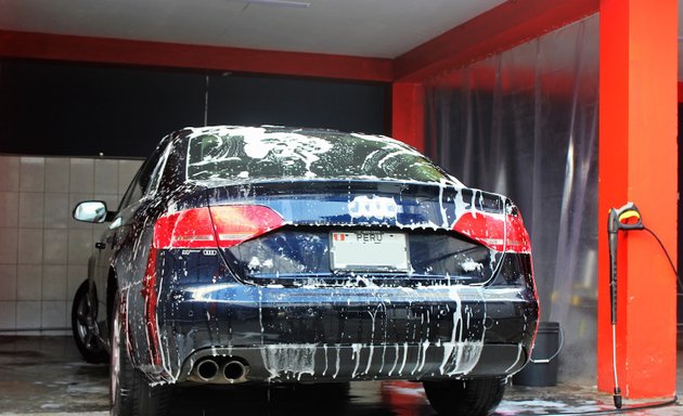 Foto de Wax Monkey Detailing - Car Wash