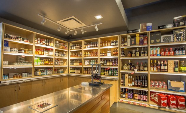 Photo of Sevenoaks Liquor Store