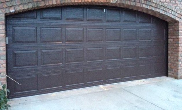 Photo of EazyLift Garage Door Company