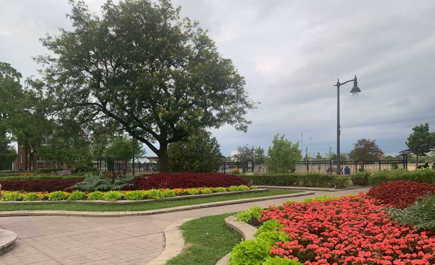 Photo of Chinguacousy Park Clock Circle