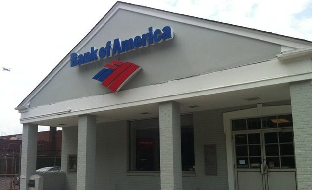 Photo of Bank of America Financial Center